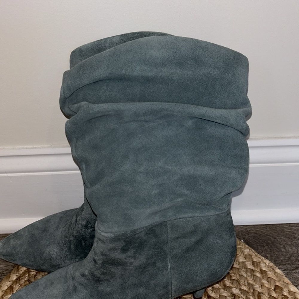 Vince Camuto Women's Sonbela  Suede Boot blue size 8.5 - Picture 3 of 9